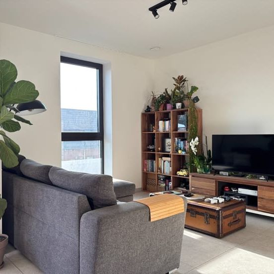 Appartement te huur - foto 1
