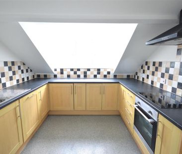 2 bedroom duplex to rent - Photo 2