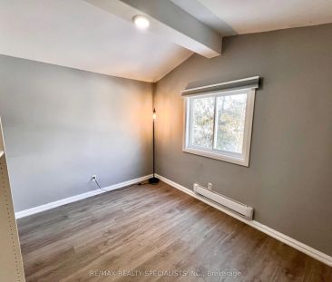 32 Penetang Street #2 - Photo 4