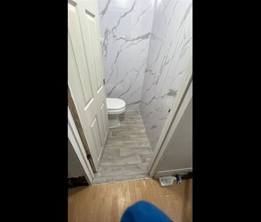 Room in a Shared House, Katherine Road, E6 - Photo 6