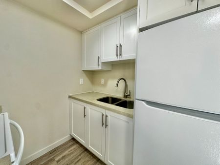 For Lease - 2 Village Drive Unit# 3, Belleville, Ontario - Photo 3