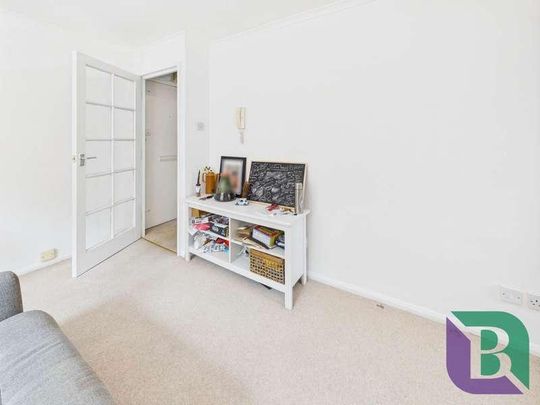 Cranbrook, Woburn Sands, MK17 - Photo 1