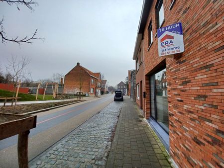 Prachtig gerenoveerde woning met 3 slaapkamers te Geluwe - Foto 2