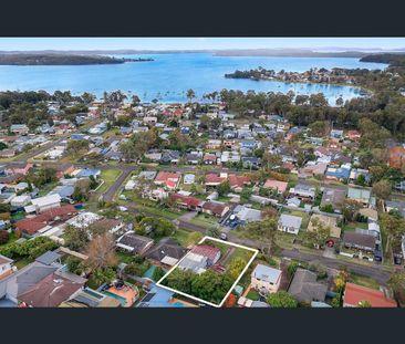17 Anembo Avenue, Summerland Point, NSW 2259 - Photo 4