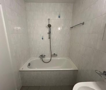 Bel appartement de 2.5 pièces au 1er étage - Photo 1