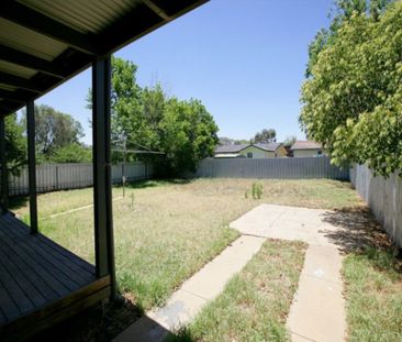 152 Raye Street, Tolland NSW 2650 - Photo 6