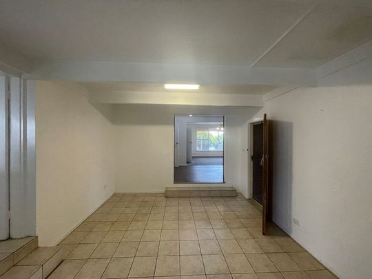 Spacious Six Bedroom Home! - Photo 1