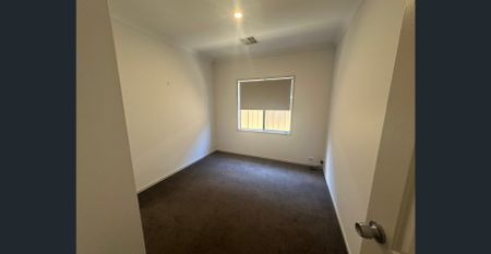 Modern 3-Bedroom Contemporary Home in Prime Location! - Photo 5