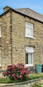 2 bedroom terraced house to rent - Photo 4