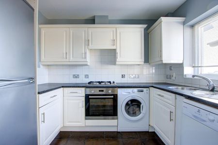 2 bedroom flat to rent - Photo 5