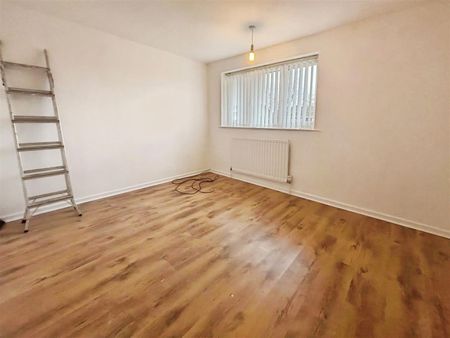 3 BED Detached house To rent - Photo 3