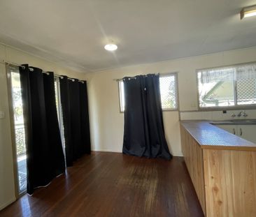 3 Bedroom Family Home ! - Photo 4
