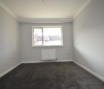 Westcliff on Sea, Essex, SS0 - Photo 2