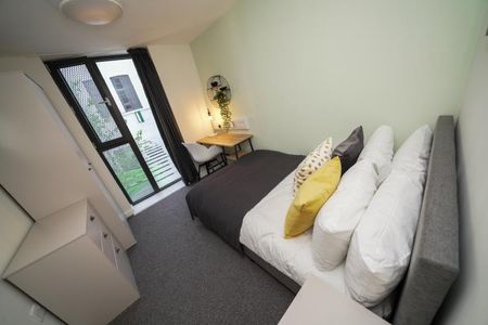 Student Apartment 4 bedroom, City Centre, Sheffield - Photo 4