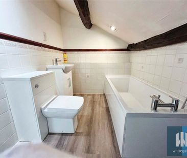 Westgate, Almondbury, Huddersfield, HD5 - Photo 3