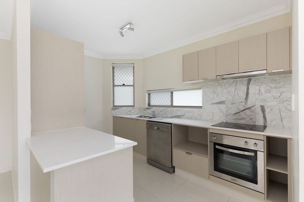 Unit 1/61 Shakespeare Street, Coorparoo. - Photo 1