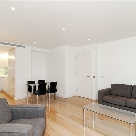 1 Bed Flat, Pan Peninsula Square, E14 - Photo 1