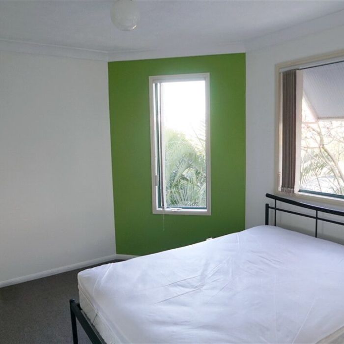 FURNISHED ONE BEDROOM UNIT with Carspace - Photo 1