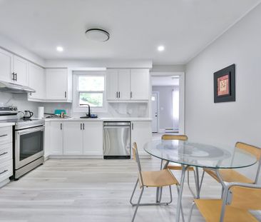 For Lease - 2043 St Johns Road, Innisfil, Ontario - Photo 2