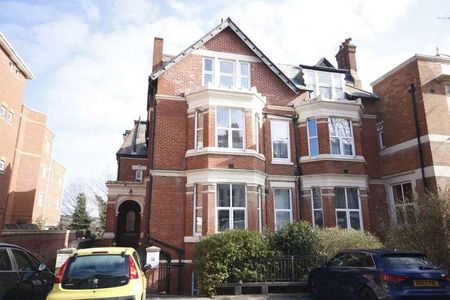 Bh Norwich Mansions, Bournemouth, BH2 - Photo 2