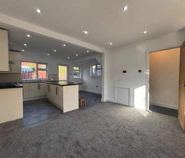 Hampton Road, Foleshill - Photo 1