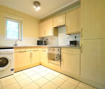 Dawn Court, 14 Wilbraham Road, Fallowfield, Manchester, M14 6DL - Photo 2