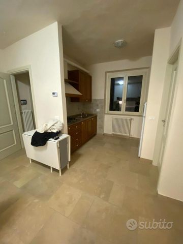 Comodo monolocale di ampie metrature - Photo 5