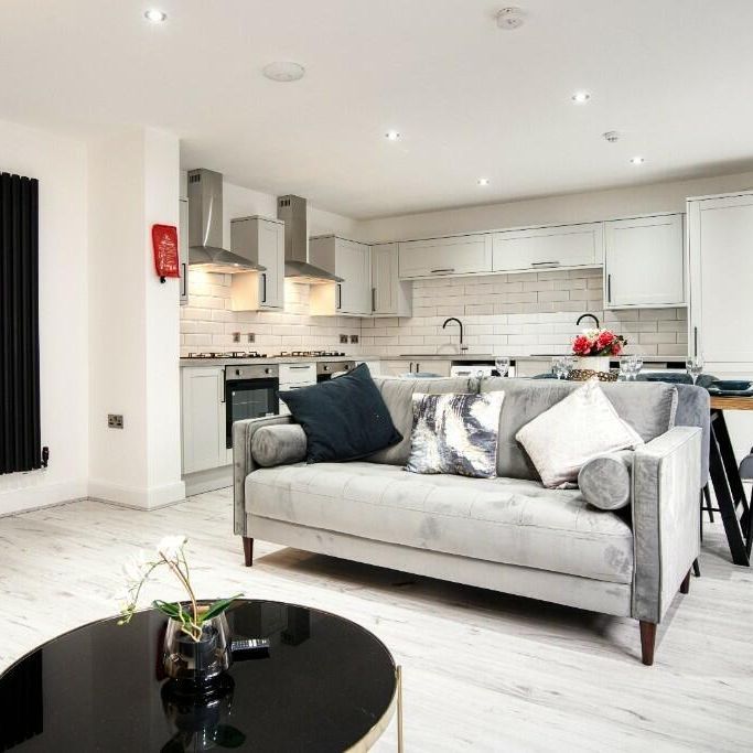 6 bedroom house to rent - Photo 1