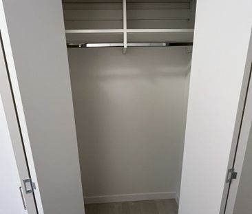 YORK HOUSE - Photo 3