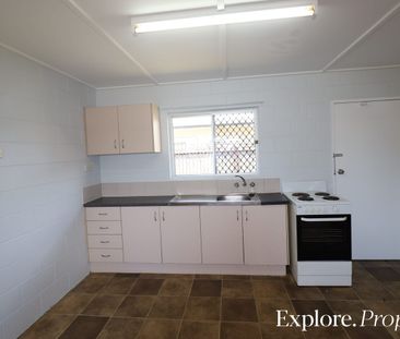 7/30 Canberra Street, North Mackay, Qld 4740 - Photo 6