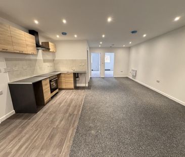 2 bedroom apartment to rent - Photo 2