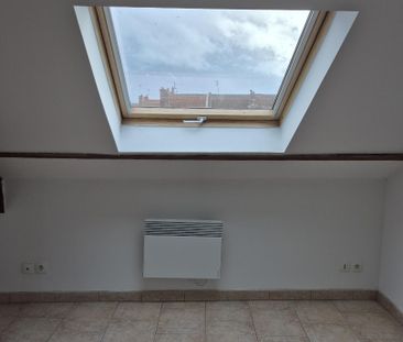 Location Appartement 2 pièces 53m² LENS 62300 - Photo 2