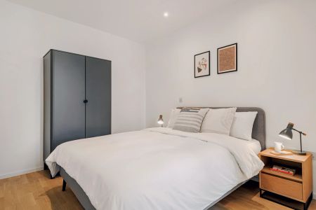 2 Bedroom, 1 Bathroom Flat - Photo 4