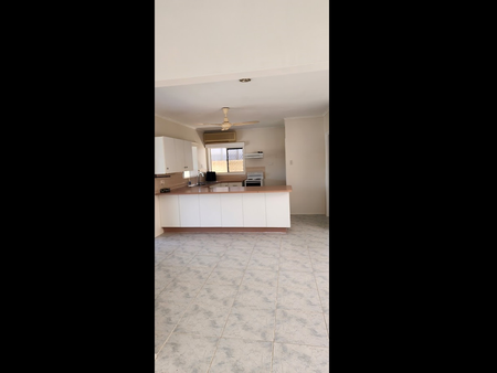 2 Binda Place, Bundall, QLD - Photo 3