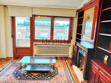 Alquiler de piso en Calle Andres Larrazabal - Photo 4