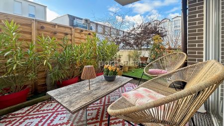 Appartement 3 pièces avec terrasse et parking - Photo 2