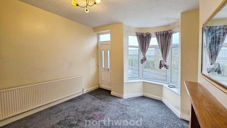 2 bedroom terraced house to rent - Photo 2