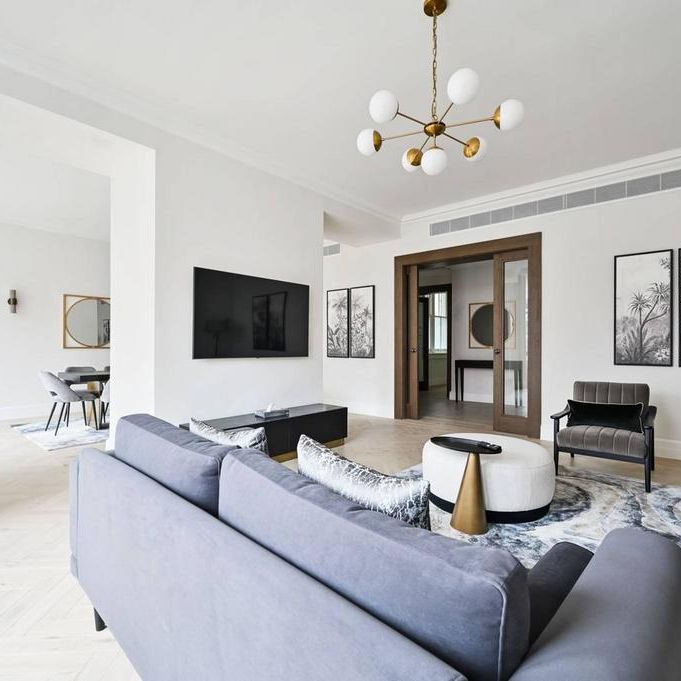 5 bedroom flat to rent - Photo 1