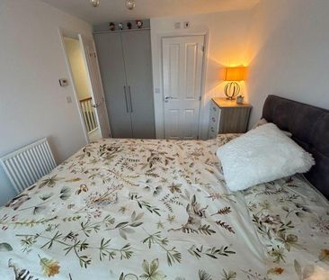 3 bedroom semi-detached house to rent - Photo 6