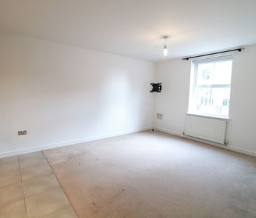 Main Street, Shirley - Photo 1