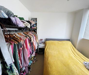 3 bedroom terraced house to rent - Photo 5