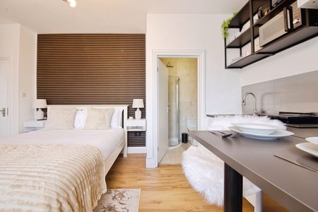 4 Bed Maisonette, B, N13 - Photo 5