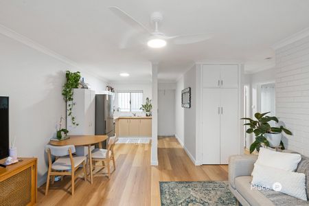 77, Kirkland Avenue, QLD, Coorparoo - Photo 3