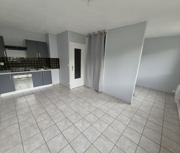 Location Appartement 1 pièce 26m² BOULOGNE SUR MER 62200 - Photo 1