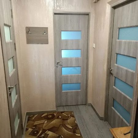 Oferim spre inchiriere garsoniera in zona Aparatorii Patriei - Photo 4