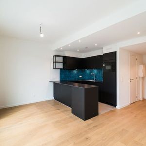Appartement te huur in Sint-Gillis voor € 1.700 met 2 slaapkamers - Photo 2