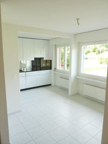 A happy apartment start - Photo 3