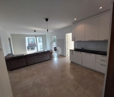 MIT BALKON UND MODERNER AUSSTATTUNG - Foto 2