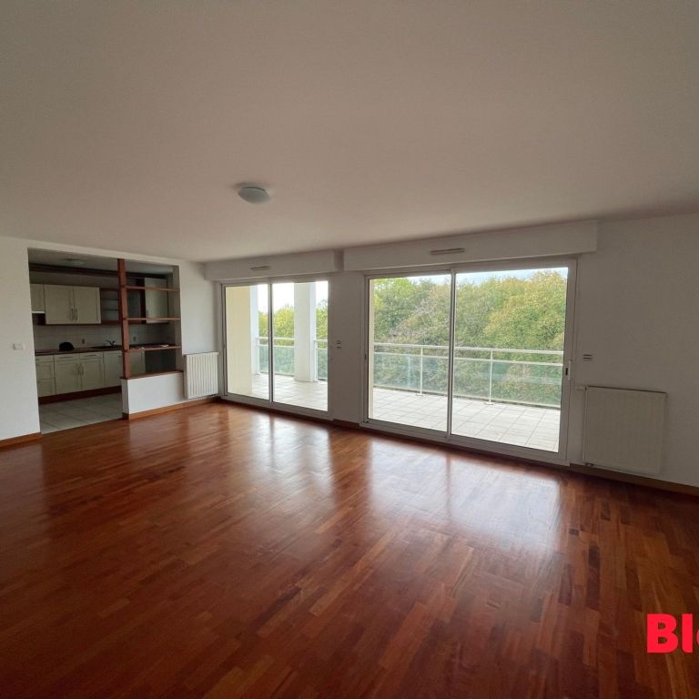 Location Appartement 4 pièces 116m² RENNES 35000 - Photo 1