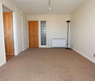 Goldstone House, Clarendon Road, Hove, BN3 - Photo 3